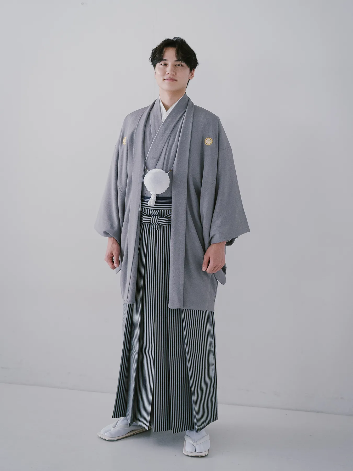 グレー紋服