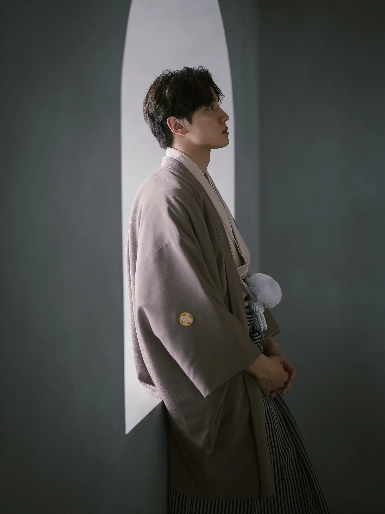 ベージュ紋服
